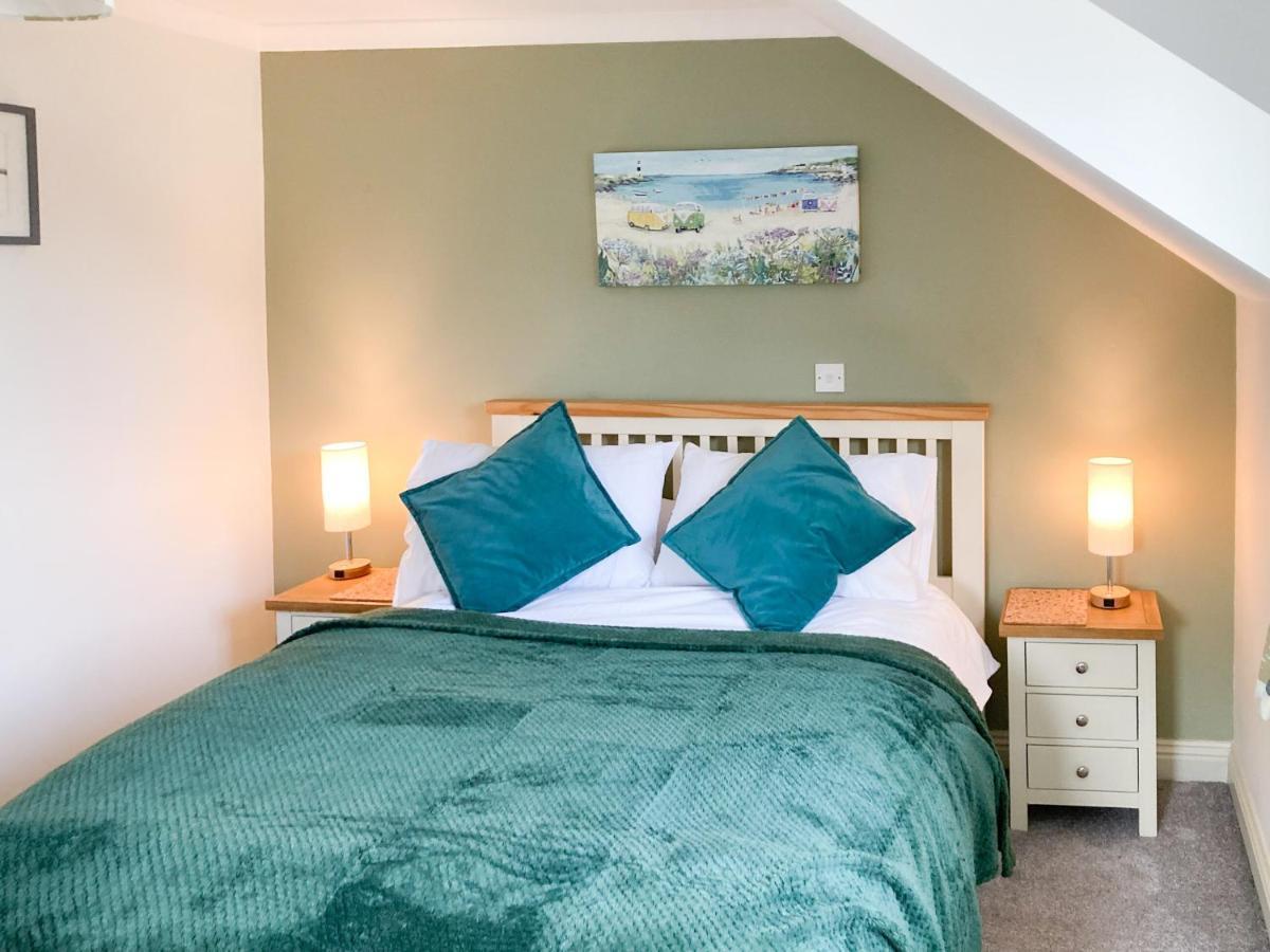 Snugglers Villa Penryn Exterior photo